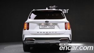 Kia Sorento Дизель 2.2 2WD 2021 года из Южной Кореи