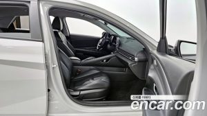 Hyundai AVANTE 1.6 2021 года из Южной Кореи
