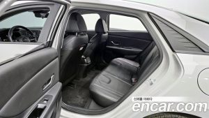 Hyundai AVANTE 1.6 2021 года из Южной Кореи
