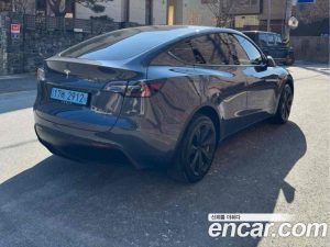 Tesla Model Y LONG RANGE 2023 года из Южной Кореи
