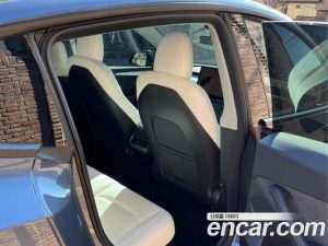 Tesla Model Y LONG RANGE 2023 года из Южной Кореи