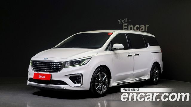 Kia Carnival 9-Seater Prestige 2020 года из Кореи