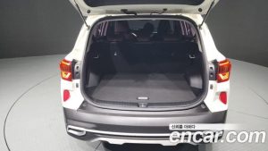 Kia Seltos Дизель 1.6 2WD 2020 года из Южной Кореи