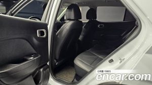 Hyundai Venue 1.6 Modern 2021 года из Южной Кореи