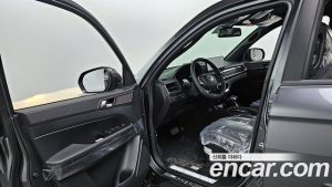 Ssangyong Rexton Дизель 2.2 4WD 2024 года из Южной Кореи