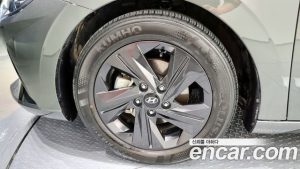 Hyundai AVANTE 1.6 2021 года из Южной Кореи
