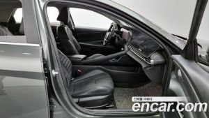 Hyundai AVANTE 1.6 2021 года из Южной Кореи