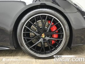 Porsche Panamera 4.0 GTS 2020 года из Южной Кореи