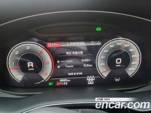 Audi Q7 45 TDI 4WD Premium 2023 года из Южной Кореи