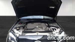 Mercedes-Benz C-Class C200 Coupe 2023 года из Южной Кореи