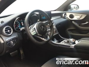 Mercedes-Benz C-Class C200 Coupe 2023 года из Южной Кореи