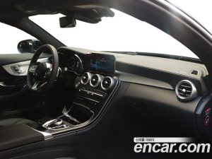 Mercedes-Benz C-Class C200 Coupe 2023 года из Южной Кореи