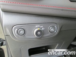 ChevroletGMDaewoo Trailblazer 1.3 Turbo 2WD 2024 года из Южной Кореи