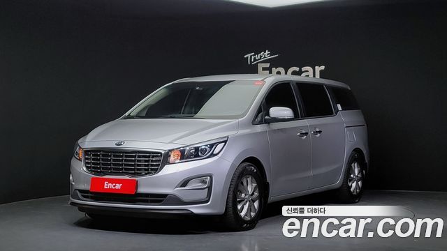 Kia Carnival 11-Seater Deluxe 2019 года из Кореи