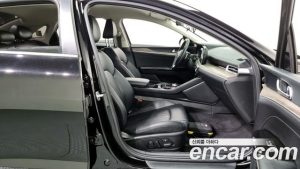 Kia K5 2.0 2021 года из Южной Кореи
