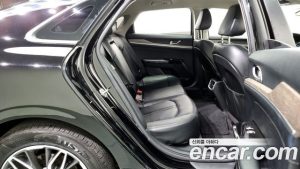 Kia K5 2.0 2021 года из Южной Кореи