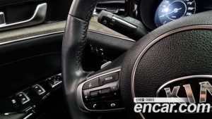 Kia K5 2.0 2021 года из Южной Кореи
