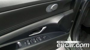 Hyundai AVANTE 1.6 2021 года из Южной Кореи