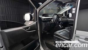Hyundai Staria Wagon 5인승 2022 года из Южной Кореи