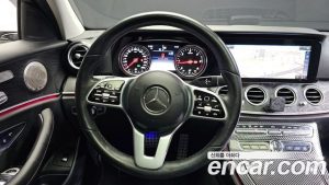 Mercedes-Benz E-Class E220d Avantgarde 2020 года из Южной Кореи