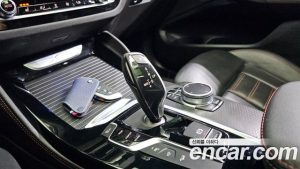 BMW X4 xDrive20i M Sport X 2020 года из Южной Кореи