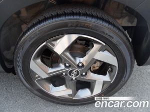 Hyundai Venue 1.6 Flux 2020 года из Южной Кореи