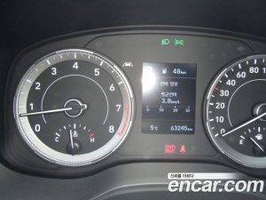 Hyundai Venue 1.6 Flux 2020 года из Южной Кореи