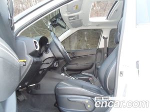 Hyundai Venue 1.6 Flux 2020 года из Южной Кореи