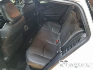 Toyota Prius 1.8 2021 года из Южной Кореи