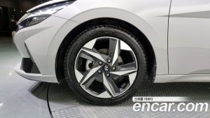 Hyundai AVANTE 1.6 2021 года из Южной Кореи