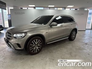 Mercedes-Benz GLC-Class GLC300e 4MATIC 2021 года из Южной Кореи