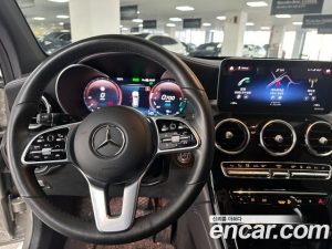 Mercedes-Benz GLC-Class GLC300e 4MATIC 2021 года из Южной Кореи