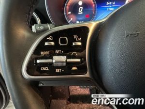 Mercedes-Benz GLC-Class GLC300e 4MATIC 2021 года из Южной Кореи