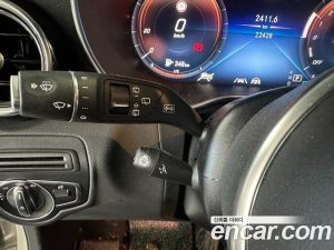 Mercedes-Benz GLC-Class GLC300e 4MATIC 2021 года из Южной Кореи