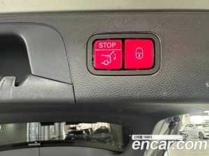 Mercedes-Benz GLC-Class GLC300e 4MATIC 2021 года из Южной Кореи