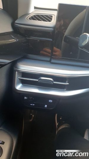 Hyundai Grandeur 2.5 Бензин 2WD 2023 года из Южной Кореи