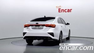 Kia K3 2020 года из Южной Кореи