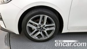 Kia K3 2020 года из Южной Кореи