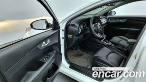 Kia K3 2020 года из Южной Кореи