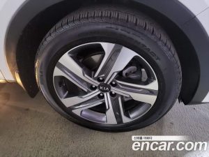 Kia Sorento HEV 1.6 2WD 2021 года из Южной Кореи