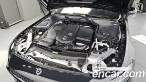 Mercedes-Benz CLS-Class CLS300d 4MATIC 2023 года из Южной Кореи