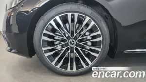 Mercedes-Benz S-Class S580L 4MATIC 2021 года из Южной Кореи