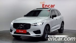 Volvo XC60 T8 R-디자인 2021 года из Южной Кореи