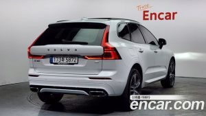 Volvo XC60 T8 R-디자인 2021 года из Южной Кореи