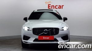 Volvo XC60 T8 R-디자인 2021 года из Южной Кореи