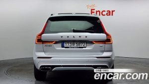 Volvo XC60 T8 R-디자인 2021 года из Южной Кореи