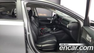 Kia K3 Standard 2021 года из Южной Кореи