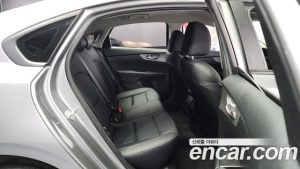 Kia K3 Standard 2021 года из Южной Кореи