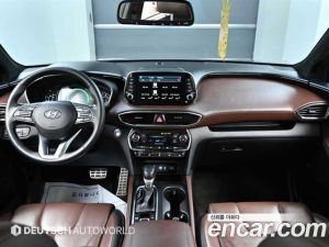 Hyundai Santafe Дизель 2.0 2WD 2020 года из Южной Кореи