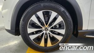 Mercedes-Benz GLE-Class GLE300d 4MATIC 2023 года из Южной Кореи